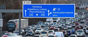 Die Berliner Stadtautobahn ist eine gefürchtete Staustrecke.