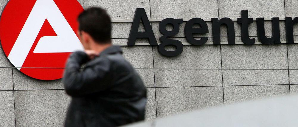 Die SPD will die Bezugsdauer des Arbeitslosengeldes auf bis zu 36 Monate verlängern