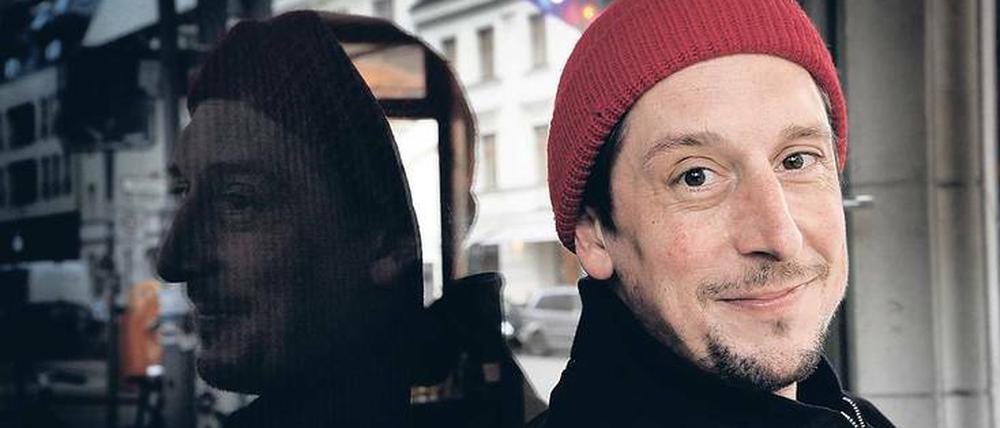 Präzise und packend. Hans Löw spielt urbane Enddreißiger. 