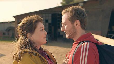 Catherine Deneuve spielt Muriel, die Oma von Alex (Kacey Mottet Klein). 