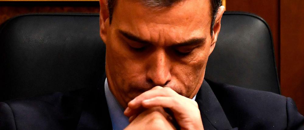 Spaniens Premier Pedro Sánchez im Parlament