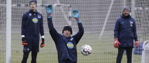Wenn es im Tor mal nichts zu tun gibt, spielt Jonathan Klinsmann bei Hertha auch im Feld.