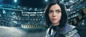 Rosa Salazar als Alita.