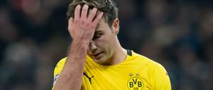 Das darf doch nicht wahr sein! Mario Götze weiß gerade auch nicht weiter, hier beim 0:3 gegen Tottenham Hotspur. 