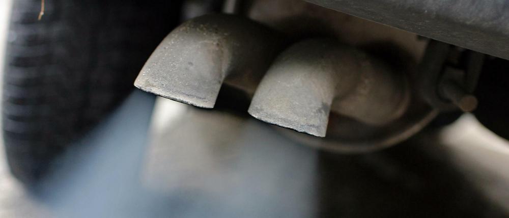 Laut Plan der Bundesregierung dürfen Diesel-Abgase künftig mehr Stickoxid enthalten.