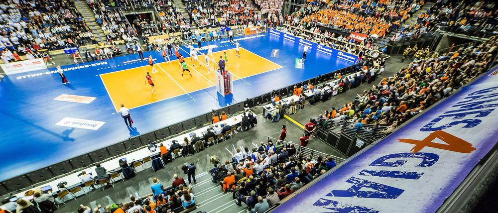 Vor vier Jahren wurde der Sieger der Volleyball-Champions-League schon einmal in der Max-Schmeling-Halle gekürt. Im Rahmen eines Final-Four-Turniers setzte sich Zenit Kasan im Finale durch.