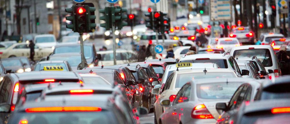 In vielen Städten drohten Fahrverbote.