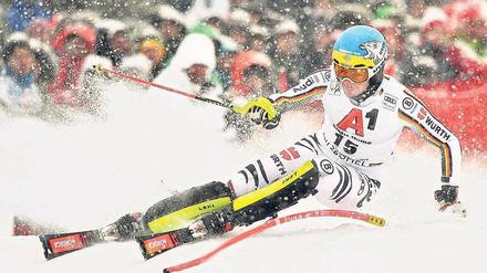 Felix Neureuther wurde in seiner Karriere immer wieder von schweren Verletzungen gestoppt.