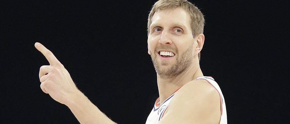 Einmalig. Dirk Nowitzki trifft bei seinem letzten Allstar-Spiel alles aus der Distanz.