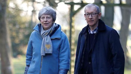 Theresa May und ihr Mann Philip am Sonntag nach dem Kirchgang.