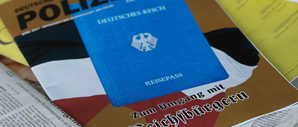 Die rechte Szene der sogenannten Reichsbürger ist größer als bisher angenommen.