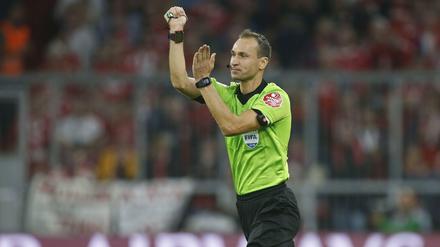 Handspiel. Für Bastian Dankert gibt es keine zwei Meinungen.