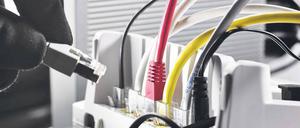 Stecker raus. Russland will den Westen vorübergehend aus dem Netz entfernen.