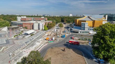 Hier war noch alles frei. Blick vom Turm der Matthäus-Kirche auf das Areal in Mitte im November 2018.