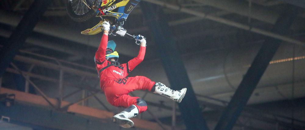 Akrobatisch. Kai Haase bei Night of the Jumps.