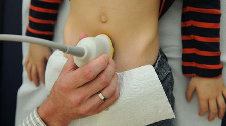 Neurodermitis, Heuschnupfen, Asthma: Darum müssen Berliner Kinder besonders häufig zum Arzt.