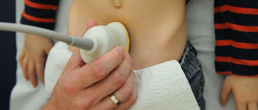 Neurodermitis, Heuschnupfen, Asthma: Darum müssen Berliner Kinder besonders häufig zum Arzt.