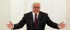 Die Übermittlung solcher Glückwünsche durch den Bundespräsidenten entspreche jahrelanger Praxis.