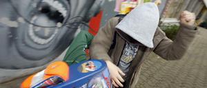 Ob der Siebenjährige verprügelt wurde, konnte die Schulleitung bisher nicht bestätigen.
