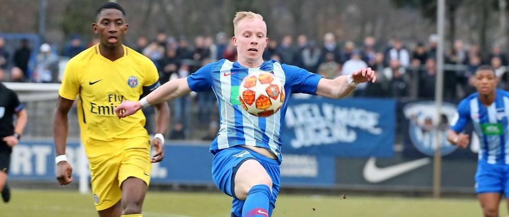 Dennis Jastrzembski steht mit Herthas U19 im Achtelfinale der Youth League.