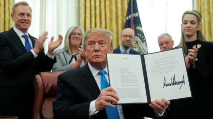 US-Präsident Donald Trump hat ein ein Dekret zur Schaffung von Weltraumstreitkräften unterzeichnet.