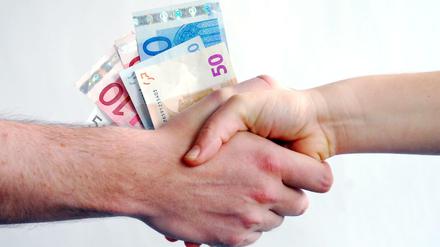 Richter und Anwälte in Litauen sollen Bestechungsgelder zwischen 1000 und 10.000 Euro entgegengenommen haben. (Symbolbild)
