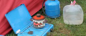 Auf Campingkochern können kleinere warme Mahlzeiten zubereitet werden.