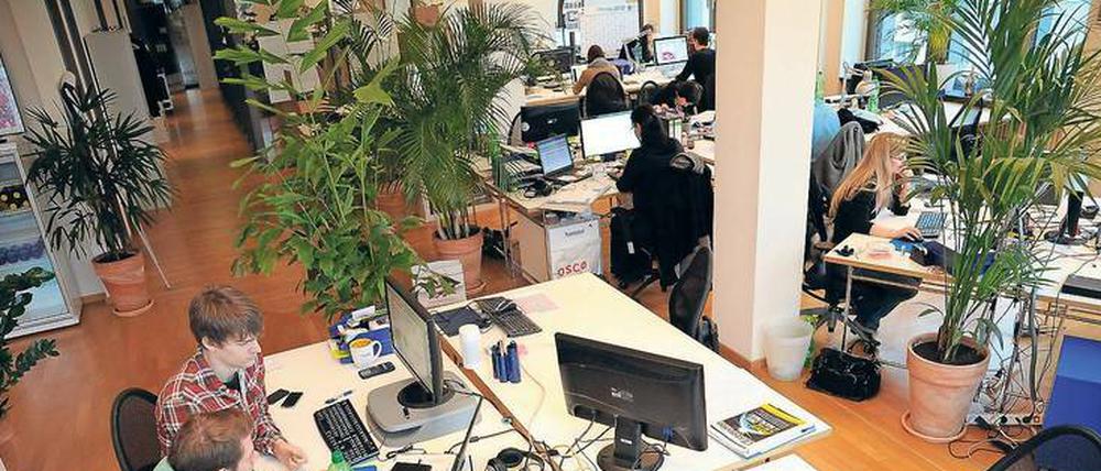 Ein Obstkorb reicht nicht - es geht um gesundheitsfördernde Strukturen, egal ob am Bau oder im Großraumbüro. 