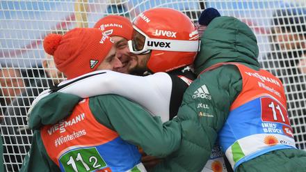 Richard Freitag, Stephan Leyhe, Markus Eisenbichler und Karl Geiger (von links nach rechts) sind Weltmeister.