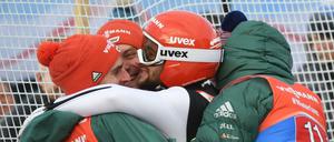 Richard Freitag, Stephan Leyhe, Markus Eisenbichler und Karl Geiger (von links nach rechts) sind Weltmeister. 