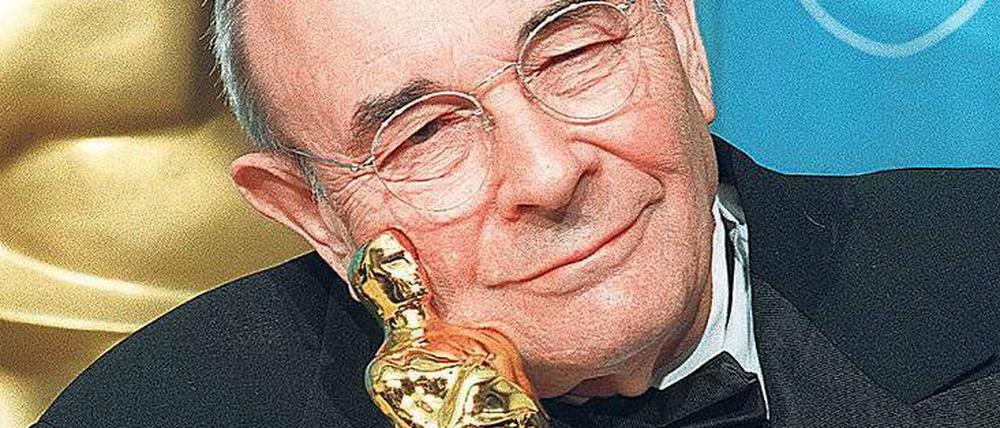 Stanley Donen erhält 1998 den Oscar fürs Lebenswerk. 