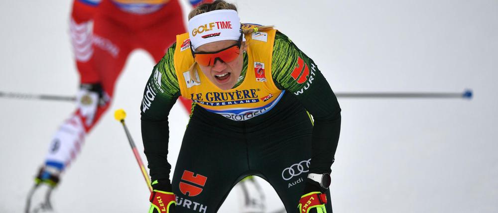 Außer Atem: Victoria Carl kommt in Seefeld als Fünfte ins Ziel.