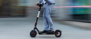 E-Roller auf Bürgersteigen sollen bald erlaubt sein.