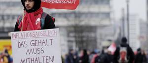Bereits am 13. Februar riefen Gewerkschaften ihre Mitglieder im öffentlichen Dienst in Berlin zum Warnstreik auf.