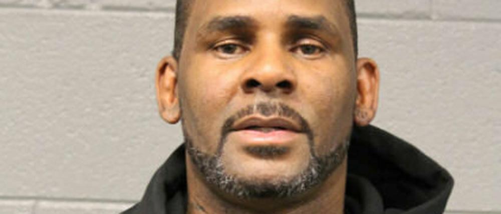 Robert Kelly, bekannt als R. Kelly, auf einem von der Chicagoer Polizei verbreiteten Foto.