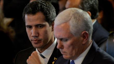 US-Vize-Präsident Mike Pence mit dem venezolanischen Oppositionsführer Juan Guaido. 