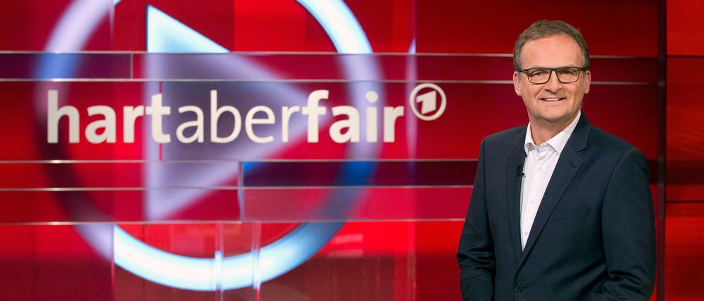 In der heutigen "Hart aber fair"-Ausgabe wird Moderator Frank Plasberg sehr gefordert sein.