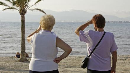Das Leben genießen: Viele Senioren wollen nicht bis zum regulären Rentenalter arbeiten.  