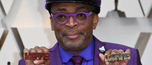 Ihr habt die Wahl: "Do the Right Thing", rief Spike Lee bei der Oscar-Gala am Sonntag, auf der er einen Drehbuch-Oscar für "BlacKkKlansman" erhielt.