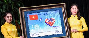 Ein Herz und eine Seele? Vorbereitungen zum zweiten Treffen von US-Präsident Trump und dem nordkoreanischen Herrscher Kim Jong Un.
