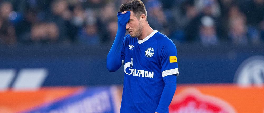 Bedient. Mark Uths Schalker gingen gegen Düsseldorf unter.