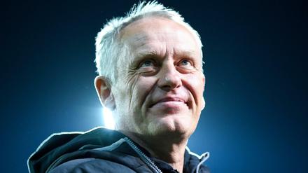 Bleibt Freiburger. Über die Laufzeit des neuen Kontrakts machten Christian Streich und der SC allerdings keine Angaben. 