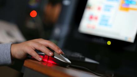 Computer in einer Grundschule in Bayern