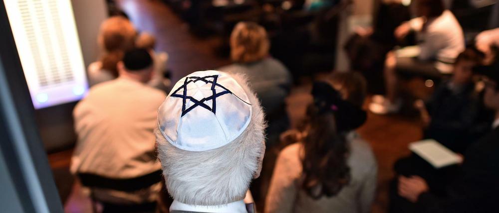 Ein Gottesdienst in der Synagoge in Chemnitz.