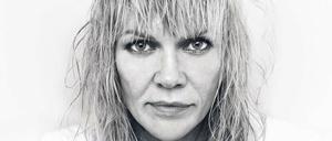Anna Loos ist mit 17 aus der DDR geflüchtet, weil sie nicht Musik studieren konnte.