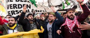 Deutsche, die an pro-kurdischen Protesten teilnehmen (hier 2018 in Köln) stehen offenbar unter Beobachtung der türkischen Behörden.
