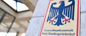 Die Generalbundesanwaltschaft hat Anklage gegen einen im vergangenen Jahr wegen mutmaßlicher Anschlagspläne festgenommenen Terrorverdächtigen erhoben.