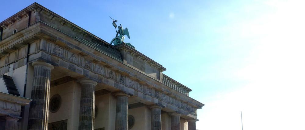 Achtung, hier gibt's Blumen – nämlich von der Bundeswehr zum Frauentag.
