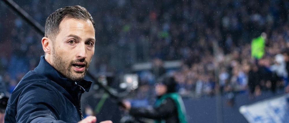 Er muss liefern. Domenico Tedesco steht immer mehr unter Druck.