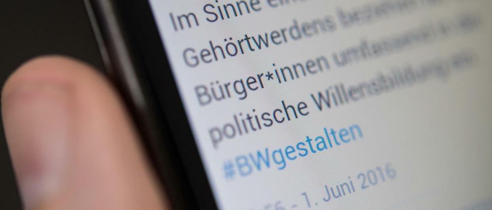 Der Binnen-Stern für eine geschlechtergerechte Sprache ist umstritten, taucht aber bereits in amtlichen Veröffentlichungen auf.